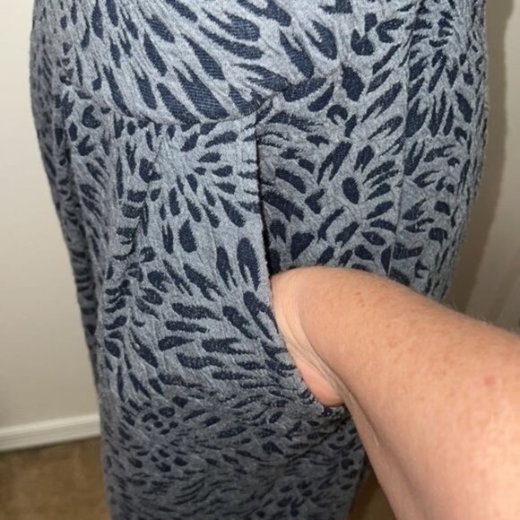 Deletta Blue Gray Floral Print Cap Sleeve Dress w/ Open Back Womens Size M - Picture 6 of 14